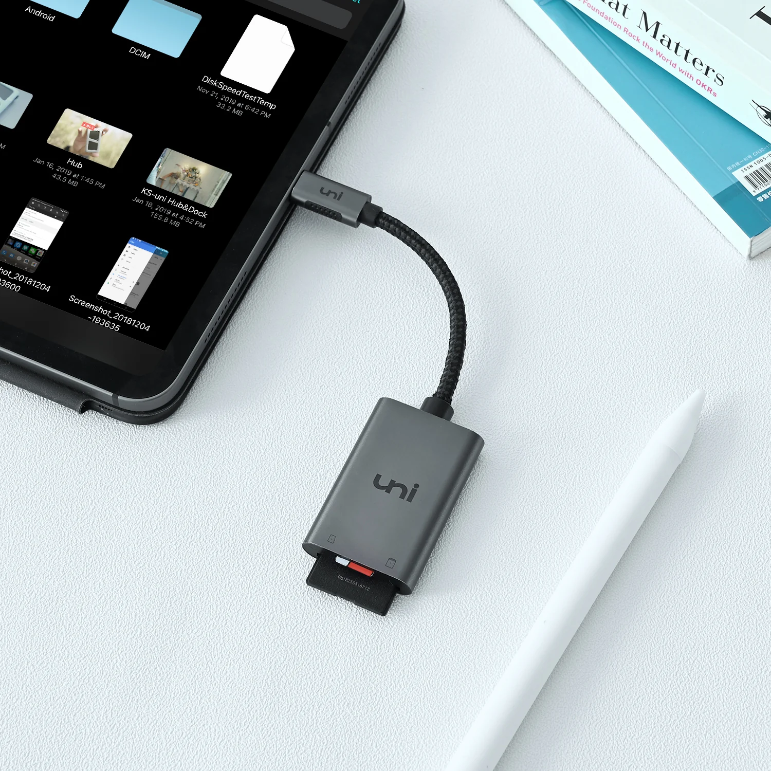 USB-C to SD/MicroSD Card Reader | UHS-I | PIXEL - Image 4